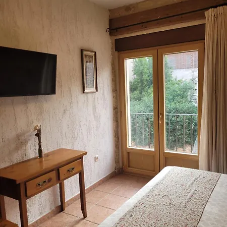Decerca Hotel *