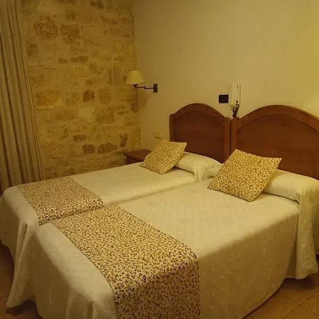 Decerca Otel Prádena