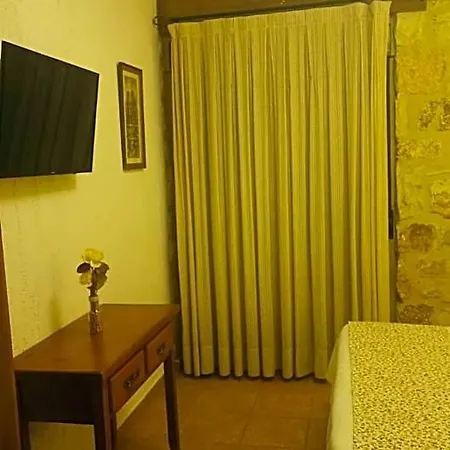 Decerca Hotel