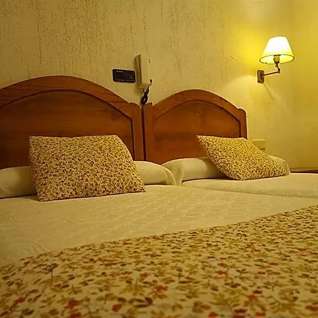 Decerca Hotel Prádena