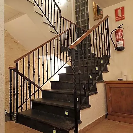 Decerca Hotel *
