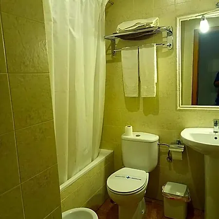 Decerca Hotel