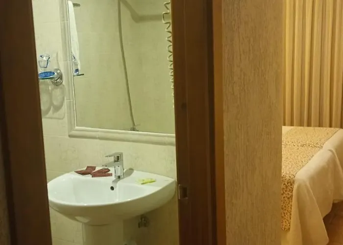 Decerca Hotel Prádena